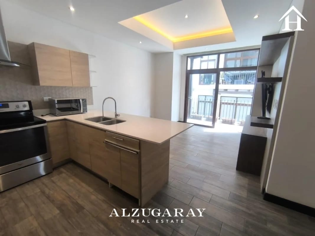 APTO. ELEGANTE CON BALCÓN -3 HAB/ LIRIOS DE CAYALÁ, Z. 16 — Apartamento en Alquiler en Lirios de Cayalá I, Zona 16, Guatemala, Ciudad — foto 1 de 11