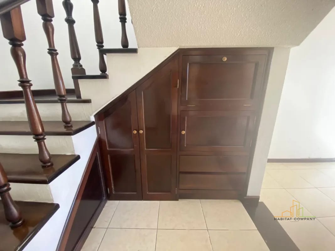 Casa en Venta en Fraijanes, Km 16.5 Carretera a El Salvador, Calle de Olmeca, Condominio Santa Mónica- Rentada para Inversionista — Casa en Venta en km 16-20, Carretera a El Salvador, Guatemala, Ciudad — foto 7 de 10