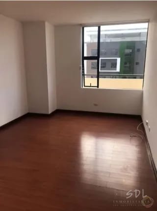Zona 15, edificio Orleans — Apartamento en Venta en Zona 15, Guatemala, Ciudad — miniatura 2 de 5