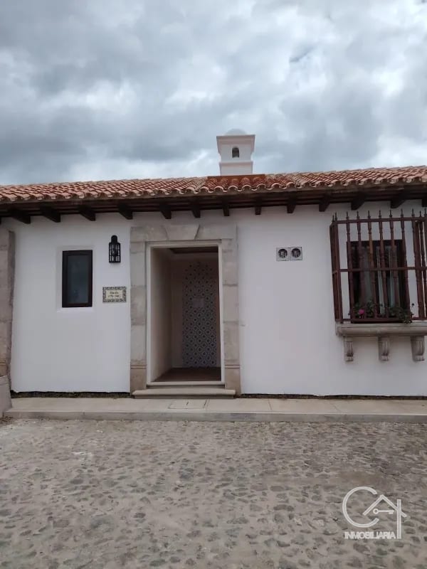 Casa en Venta - Los Franciscanos OASIS - (hacia Alotenango) Antigua Guatemala — Casa en Venta en Los Franciscanos, Alotenango, Sacatepéquez — foto 1 de 17
