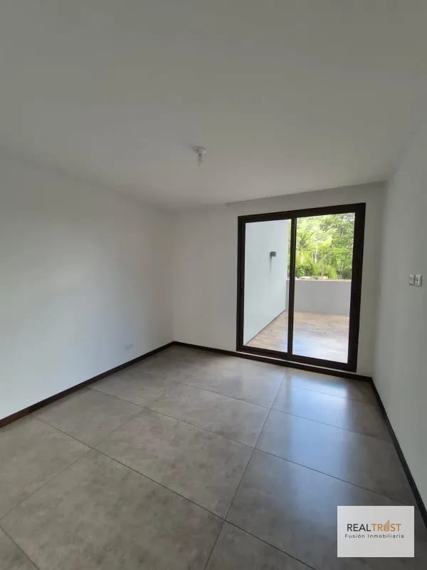 EN VENTA PRECIOSO APARTAMENTO CON TERRAZA, SAN LÁZARO ZONA 15 — Apartamento en Venta en San Lázaro, Zona 15, Guatemala, Ciudad — foto 3 de 12