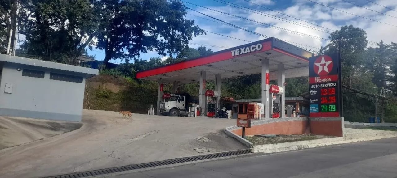 Gasolinera Km 37 Carretera a San Raymundo — Terreno en Venta en San Juan Sacatepéquez, Sacatepéquez — foto 1 de 3