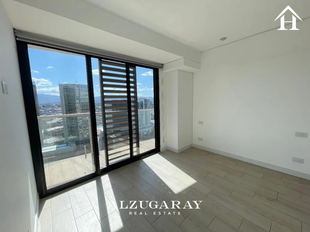 APTO MODERNO C/VISTA ESPECTACULAR  3 HAB. /2 BALCONES / EDIF QUO ZONA 4 — Apartamento en Alquiler en QUO, Zona 4, Guatemala, Ciudad — foto 7 de 15