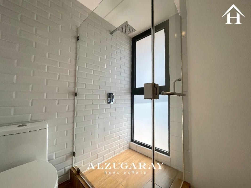 APTO MODERNO C/VISTA ESPECTACULAR  3 HAB. /2 BALCONES / EDIF QUO ZONA 4 — Apartamento en Alquiler en QUO, Zona 4, Guatemala, Ciudad — foto 4 de 15