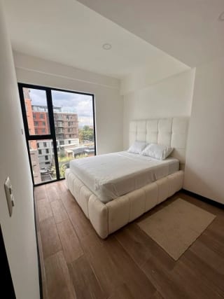 Venta de Apartamento, zona 10, Edificio Senseti — Apartamento en Venta en Zona 10, Guatemala, Ciudad — miniatura 8 de 11