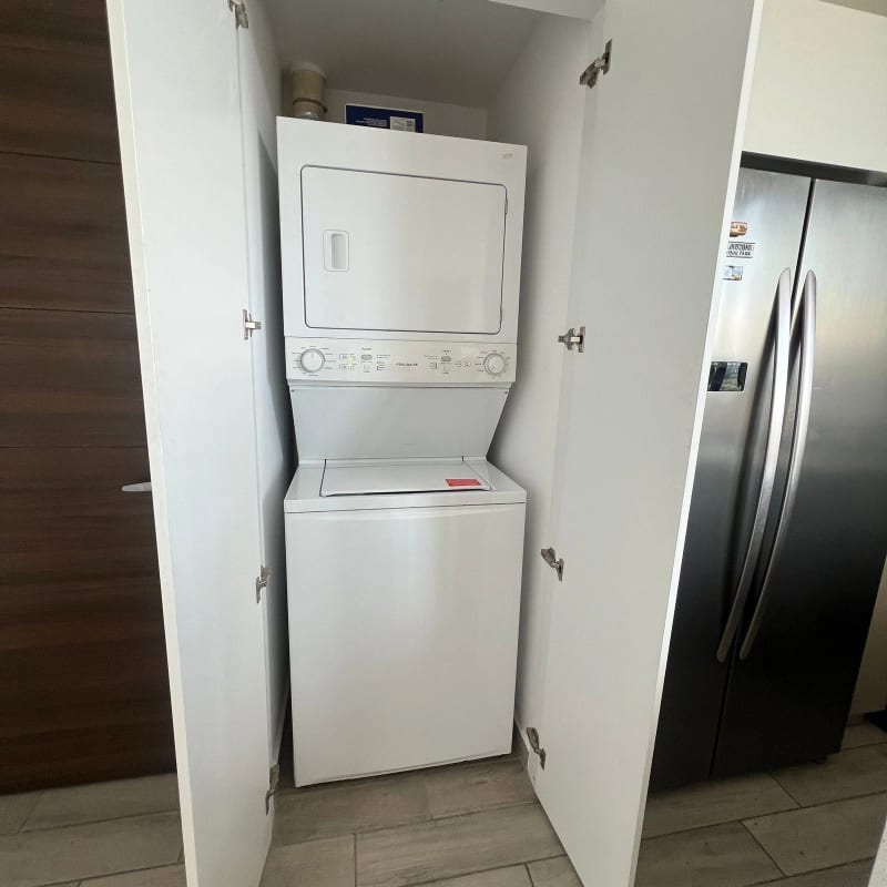 Apartamento en renta Edificio Parque 15 — Apartamento en Alquiler en Zona 15, Guatemala, Ciudad — foto 2 de 15