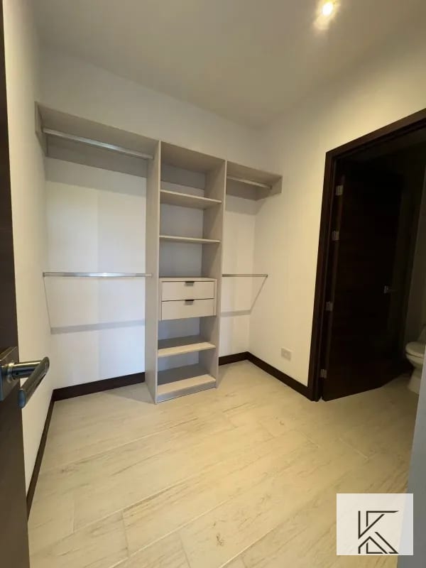 Moderno apartamento en Spazzio Residences – Vista Hermosa III, Zona 15 — Apartamento en Venta en Spazio, Zona 15, Guatemala, Ciudad — foto 9 de 12