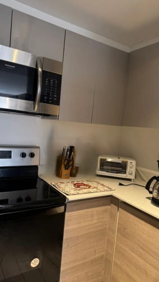 Apartamento Amueblado en Renta Zona 10 Edif. Parque 10 — Apartamento en Alquiler en Parque 10, Zona 10, Guatemala, Ciudad — miniatura 3 de 9