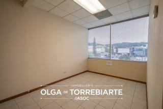 Oficina en Zona Pradera, Zona 10 — Oficina en Alquiler en Zona Pradera, Zona 10, Guatemala, Ciudad — miniatura 9 de 13