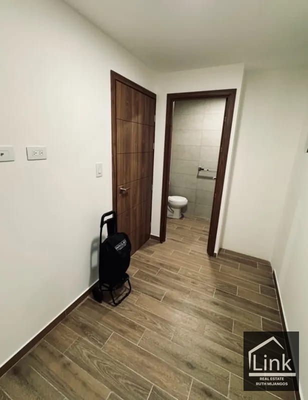 RENTA O VENTA  de Apartamenro zona 14 — Apartamento en Alquiler en Parque 14, Zona 14, Guatemala, Ciudad — foto 5 de 11