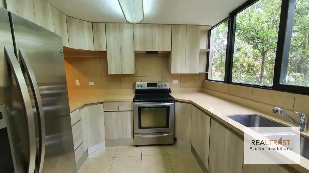 Casa en venta en km 13 CES — Casa en Venta en Carretera a El Salvador, Guatemala, Ciudad — foto 2 de 13