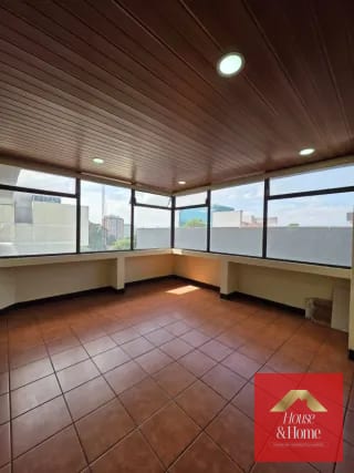 OFICINA EN VENTA ZONA 10 | 110m2 (copia) — Oficina en Alquiler en Reforma Montúfar, Zona 10, Guatemala, Ciudad — miniatura 3 de 8
