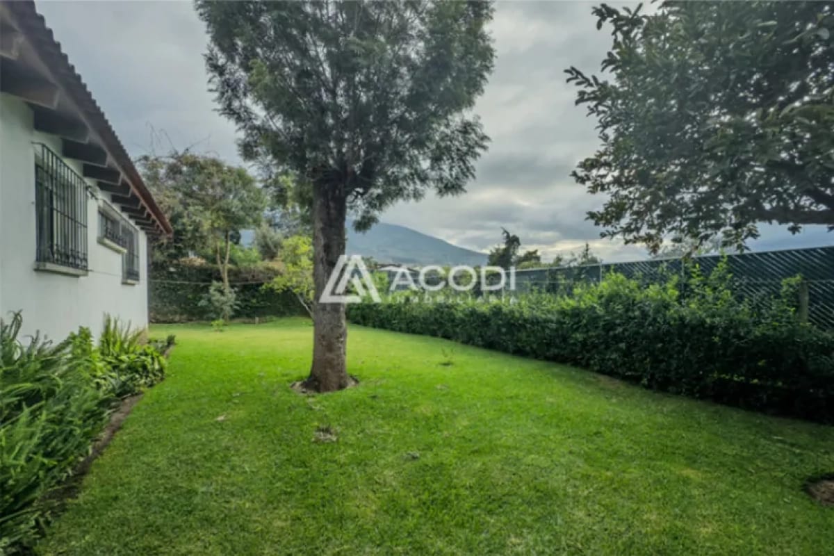 Casa amueblada en Antigua Guatemala, San Pedro Las Huertas — Casa en Alquiler en Antigua, Sacatepéquez — foto 2 de 6