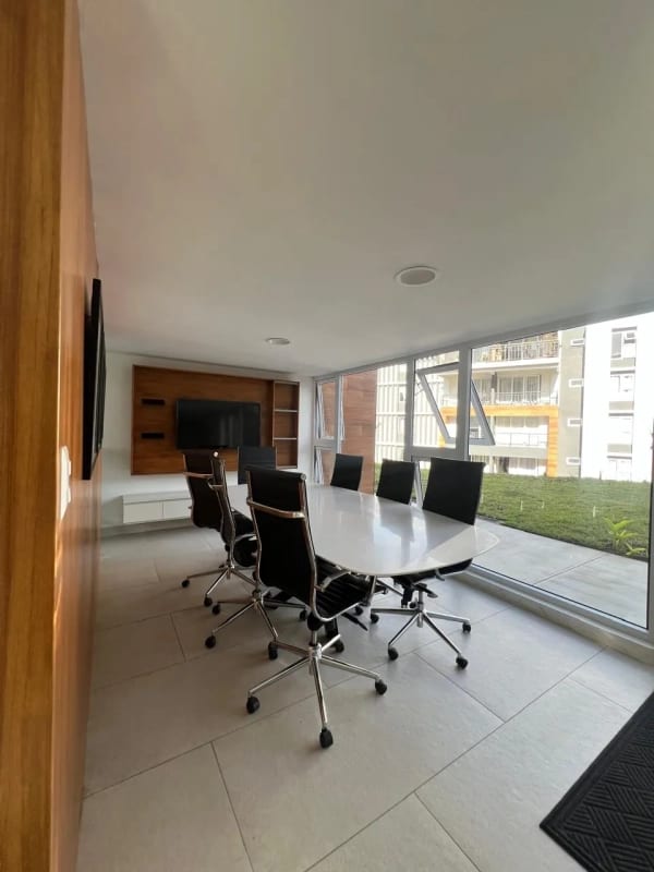Apartamento en RENTA Senderos Zona 16 — Apartamento en Alquiler en Zona 16, Guatemala, Ciudad — foto 2 de 13