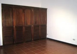 BONITA CASA EN SELECTO CONDOMINIO KM 13 CAES   — Casa en Alquiler en Carretera a El Salvador, Guatemala, Ciudad — miniatura 11 de 12