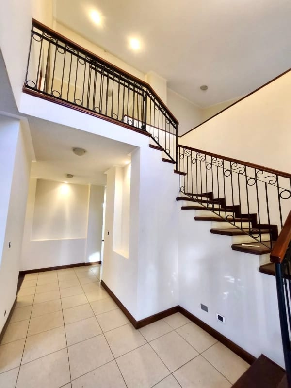 Venta de Casa -Villas de Jacarandas de Cayalà, Zona 16- — Casa en Venta en Jacarandas de Cayalá, Zona 16, Guatemala, Ciudad — foto 11 de 15