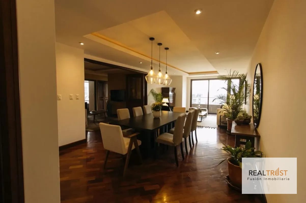 Apartamento AMUEBLADO EN RENTA zona 10 — Apartamento en Alquiler en Zona 10, Guatemala, Ciudad — foto 2 de 9