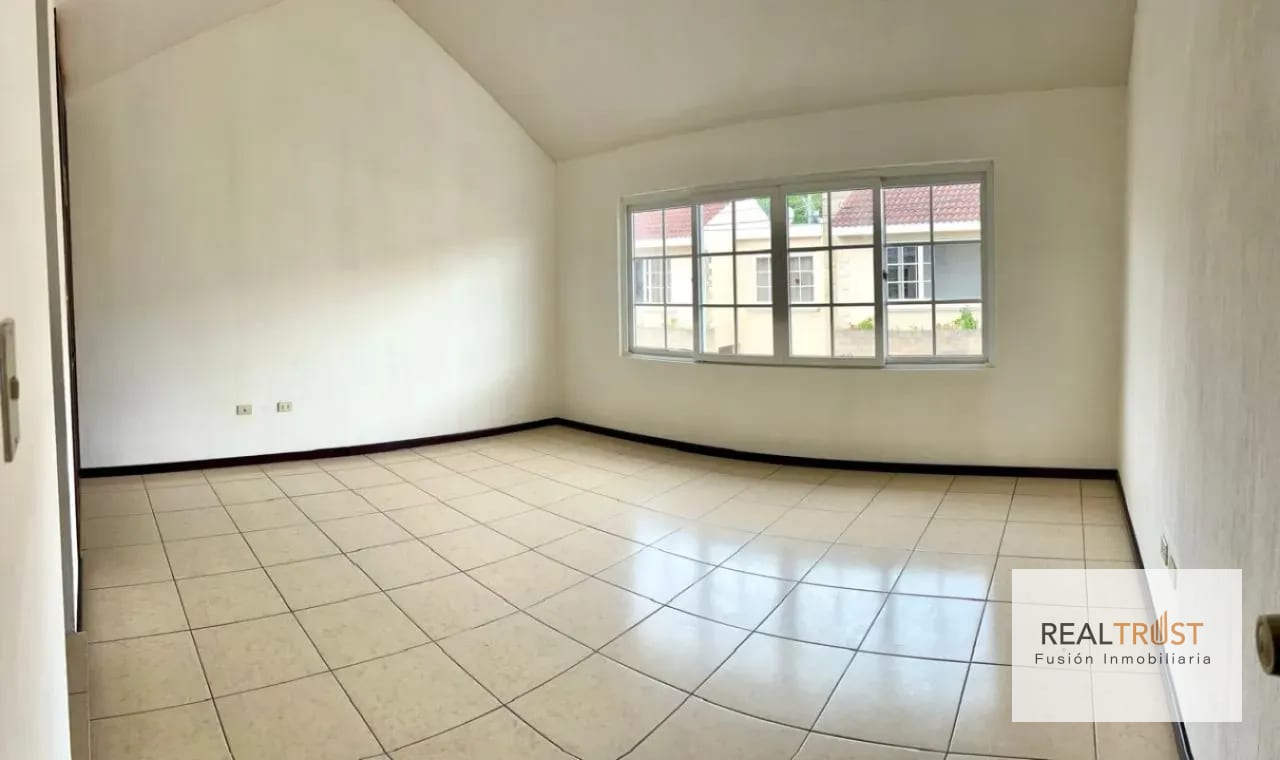 Vendo casa Residenciales Santa Monica carretera a El Salvador km. 16.5 — Casa en Venta en Carretera a El Salvador, Guatemala, Ciudad — foto 15 de 17