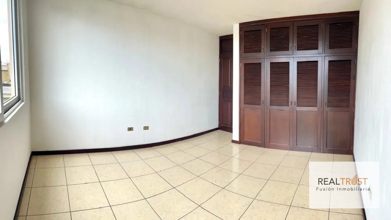 Vendo casa Residenciales Santa Monica carretera a El Salvador km. 16.5 — Casa en Venta en Carretera a El Salvador, Guatemala, Ciudad — foto 9 de 17