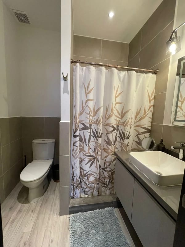 Apto amoblado en renta en LIRIOS DE CAYALÁ zona 16 — Apartamento en Alquiler en Lirios de Cayalá II, Zona 16, Guatemala, Ciudad — foto 4 de 10