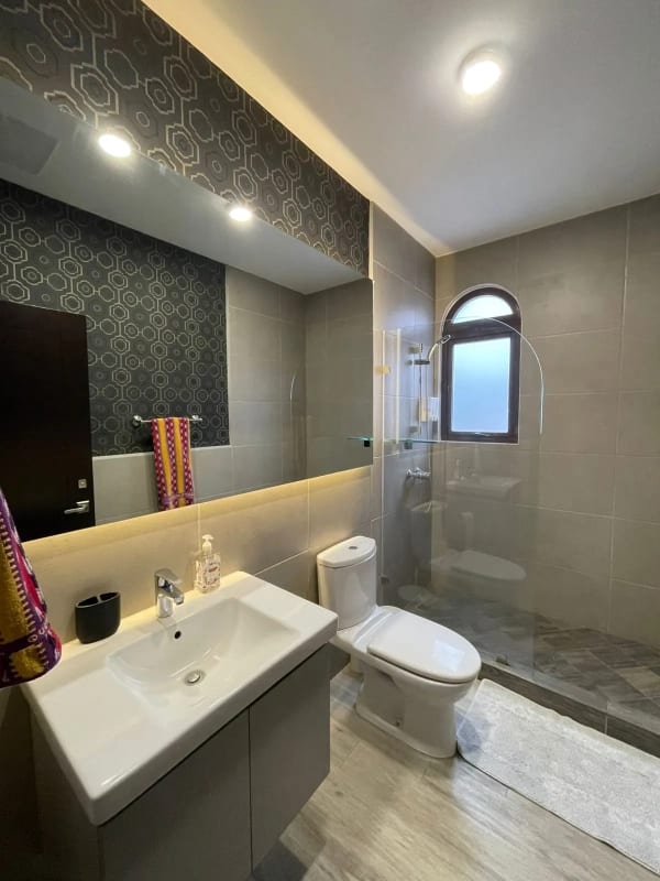 Apto amoblado en renta en LIRIOS DE CAYALÁ 2 zona 16 — Apartamento en Alquiler en Lirios de Cayalá II, Zona 16, Guatemala, Ciudad — foto 4 de 13