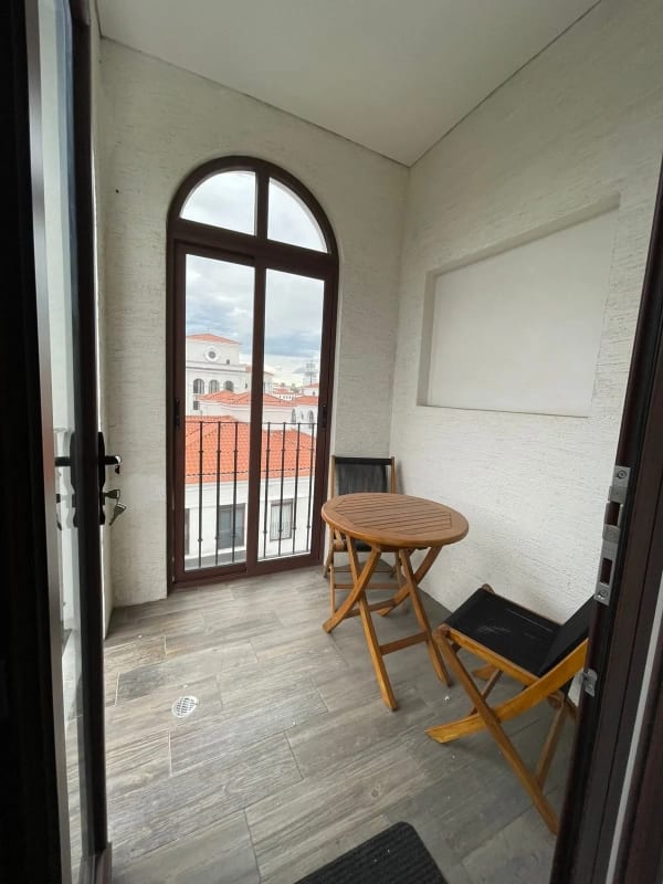 Apto amoblado en renta en LIRIOS DE CAYALÁ 2 zona 16 — Apartamento en Alquiler en Lirios de Cayalá II, Zona 16, Guatemala, Ciudad — foto 3 de 13