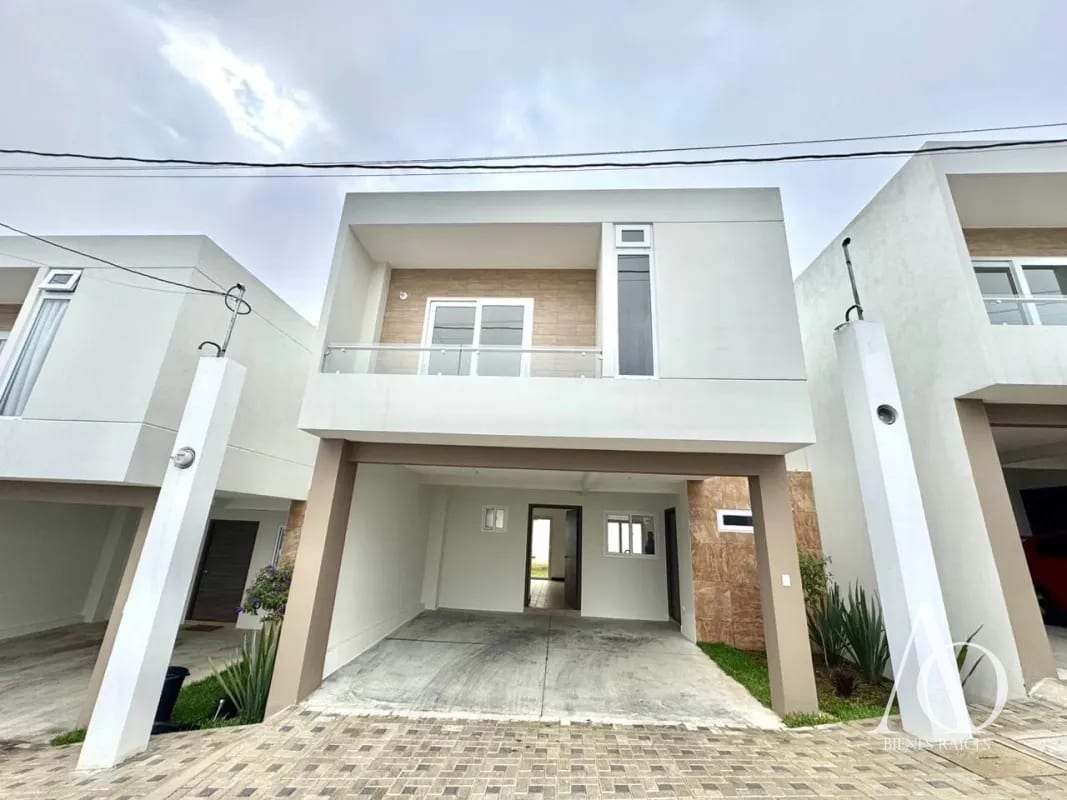 Casa en Venta en Bosques de Santa Elena, Km. 26 CES / EN DIRECTO — Casa en Venta en Carretera a El Salvador, Guatemala, Ciudad — foto 1 de 17