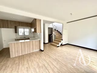 Casa en Venta en Bosques de Santa Elena, Km. 26 CES / EN DIRECTO — Casa en Venta en Carretera a El Salvador, Guatemala, Ciudad — miniatura 8 de 17