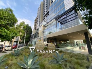 Oficina en Venta en Edificio Vasanta zona 10 — Oficina en Venta en Zona 10, Guatemala, Ciudad — miniatura 1 de 13