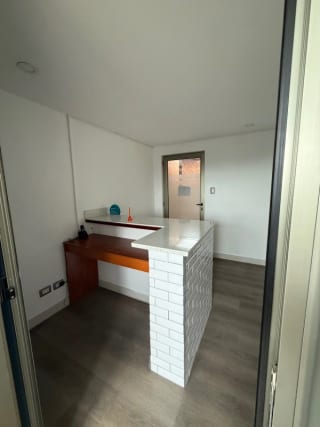 CLINICAS MEDICAS — Clínica en Alquiler en Santa Clara II, Zona 10, Guatemala, Ciudad — miniatura 7 de 9