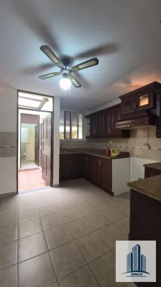 Vendo Casa en Quinta Los Encinos Z.7 de Mixco — Casa en Venta en Quinta Los Encinos, Zona 7 Mixco, Guatemala, Ciudad — miniatura 5 de 6