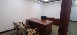 Oficina Amueblada en Renta zona 10 — Oficina en Alquiler en Zona 10, Guatemala, Ciudad — miniatura 6 de 10