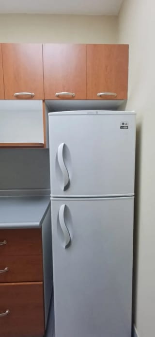 Oficina Amueblada en Renta zona 10 — Oficina en Alquiler en Zona 10, Guatemala, Ciudad — miniatura 3 de 10