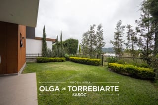 Casa en Santuaria Muxbal, Condominio Jacarandas — Casa en Venta en Jacarandas de Muxbal, Muxbal, Guatemala, Ciudad — miniatura 7 de 14