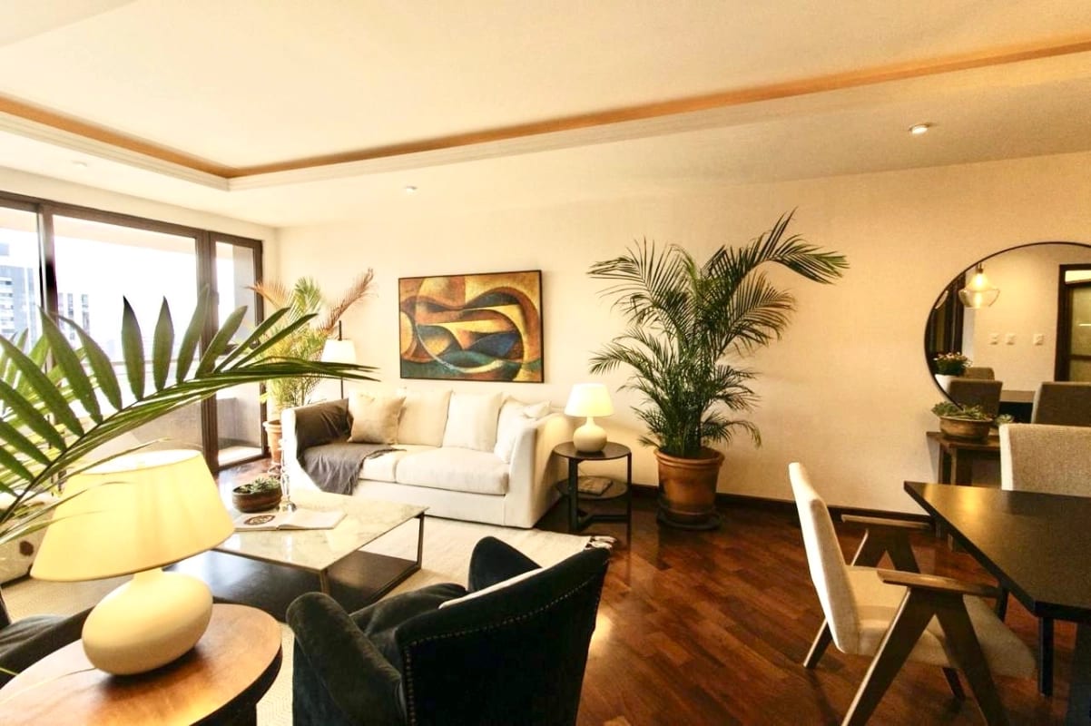Apartamento amueblado en renta zona 10 — Apartamento en Alquiler en Zona 10, Guatemala, Ciudad — foto 1 de 6