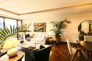 Apartamento amueblado en renta zona 10 — Apartamento en Alquiler en Zona 10, Guatemala, Ciudad — miniatura 1 de 6