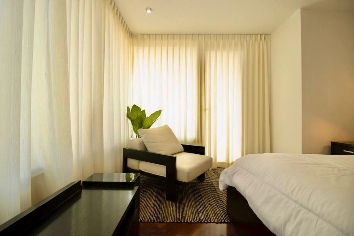 Apartamento amueblado en renta zona 10 — Apartamento en Alquiler en Zona 10, Guatemala, Ciudad — foto 4 de 6