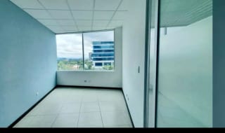 ALQUILER OFICINA ZONA PRADERA, ZONA 10 — Oficina en Alquiler en Zona Pradera, Zona 10, Guatemala, Ciudad — miniatura 2 de 4