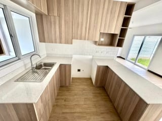 Casa en venta carretera el salvador km 25/D — Casa en Venta en Carretera a El Salvador, Guatemala, Ciudad — miniatura 7 de 10