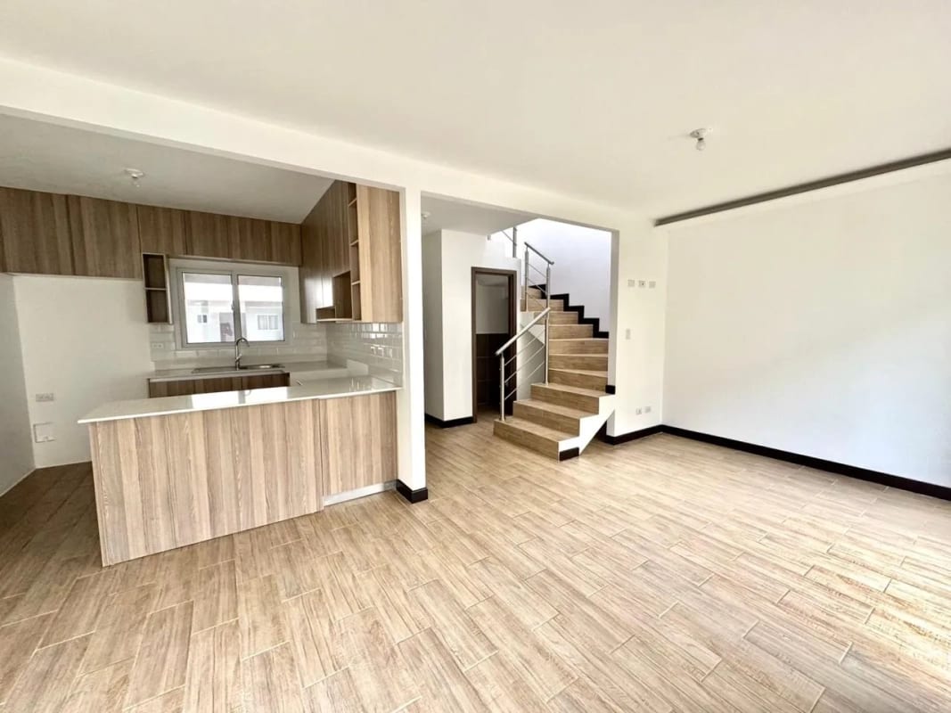 Casa en venta carretera el salvador km 25/D — Casa en Venta en Carretera a El Salvador, Guatemala, Ciudad — foto 4 de 10