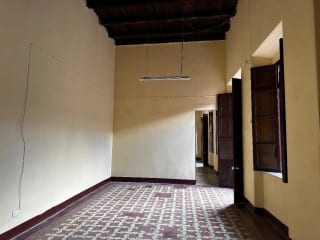 Zona 1, Amplia casa estilo colonial en alquiler — Casa en Alquiler en Zona 1, Guatemala, Ciudad — miniatura 6 de 10