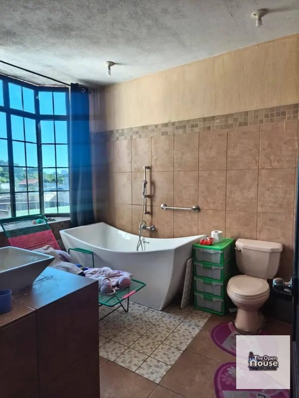 Residenciales Valle de Minerva, zona 11 Mixco, Guatemala! — Casa en Venta en Zona 11 Mixco, Guatemala, Ciudad — foto 4 de 12