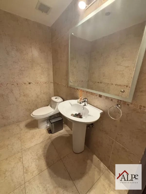 APARTAMENTO AMUEBLADO CON 1 DORMITORIO — Apartamento en Alquiler en Verdeterno, Zona 15, Guatemala, Ciudad — foto 3 de 10