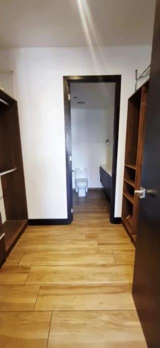Apartamento en Alquiler Edificio Zona 10 Vivalt — Apartamento en Alquiler en Vivalt, Zona 10, Guatemala, Ciudad — miniatura 4 de 8