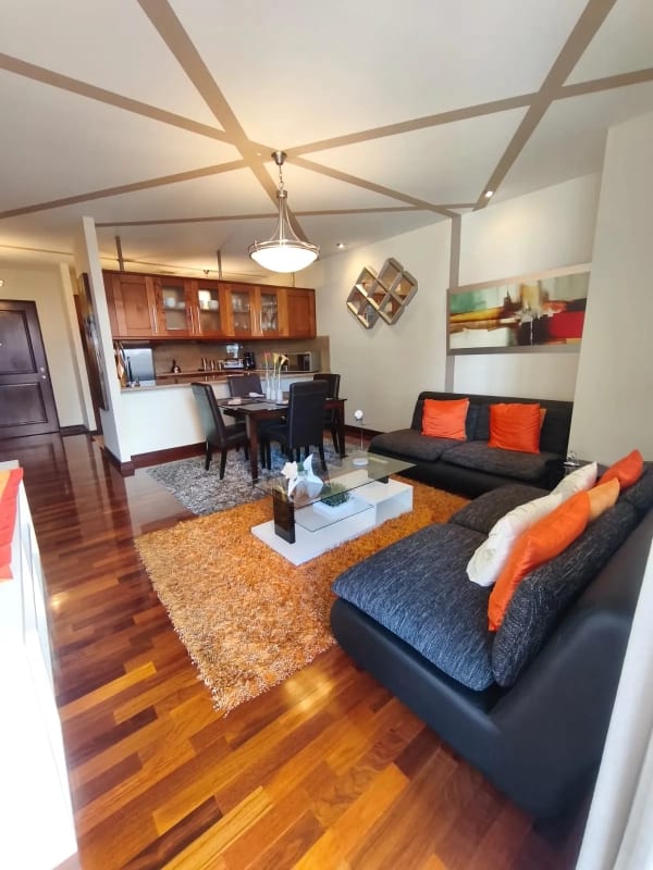 Apartamento Amueblado en Renta con opción a Venta  Zona 14 — Apartamento en Alquiler en Zona 14, Guatemala, Ciudad — foto 6 de 17