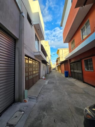 Bodega en Renta | Zona 14 | Ideal para almacenaje — Bodega / Ofibodega en Alquiler en Zona 14, Guatemala, Ciudad — miniatura 2 de 5