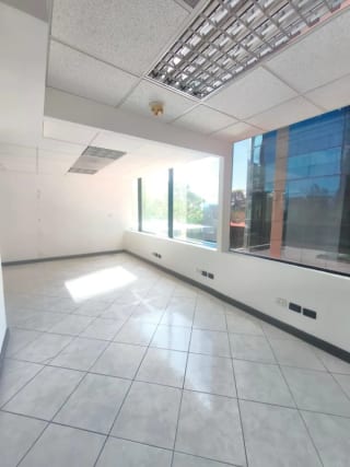 Oficina en Renta zona 14 — Oficina en Alquiler en Zona 14, Guatemala, Ciudad — miniatura 2 de 11