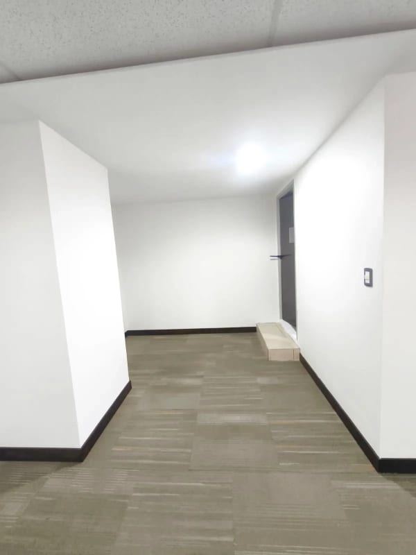 Oficina en Renta zona 10 (Con opción a Venta) — Oficina en Alquiler en Zona 10, Guatemala, Ciudad — foto 13 de 13