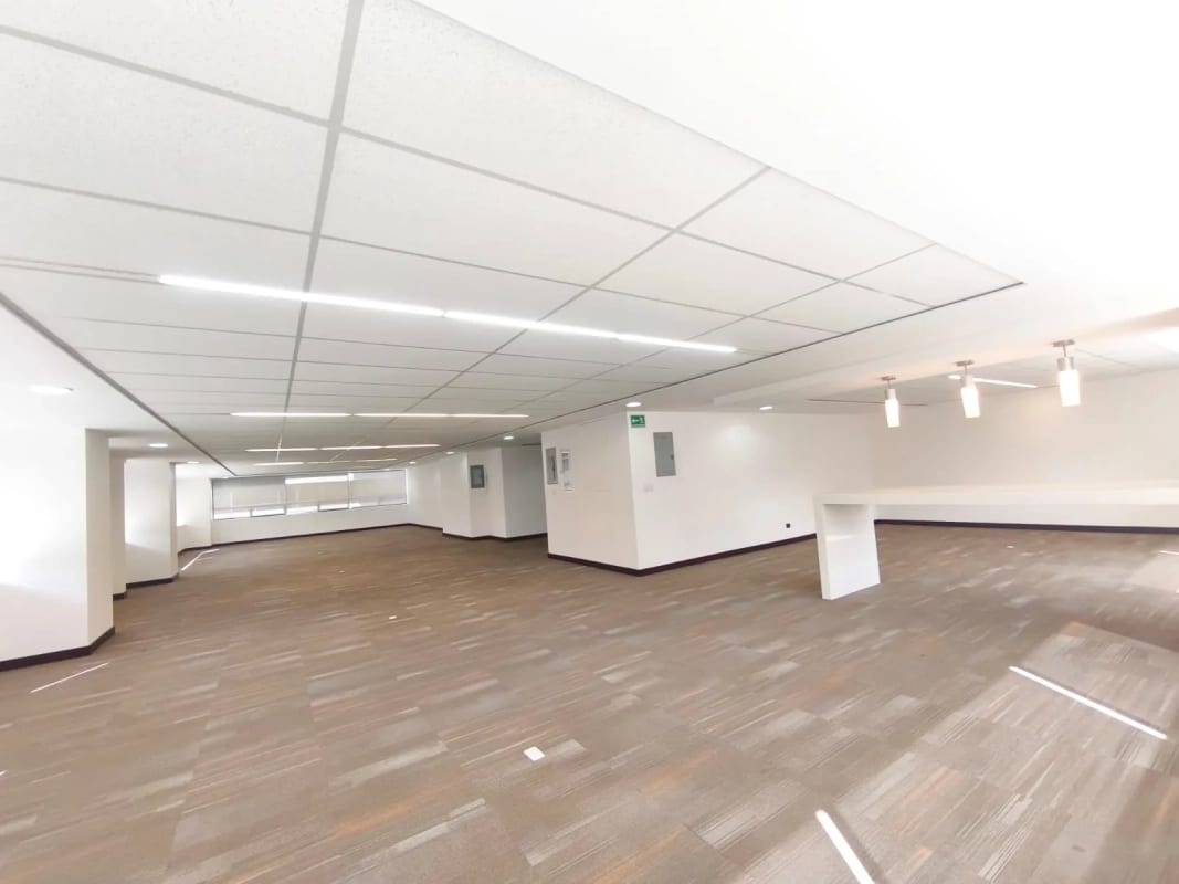 Oficina en Renta zona 10 (Con opción a Venta) — Oficina en Alquiler en Zona 10, Guatemala, Ciudad — foto 11 de 13