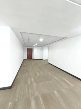 Oficina en Renta zona 10 (Con opción a Venta) — Oficina en Alquiler en Zona 10, Guatemala, Ciudad — miniatura 6 de 13